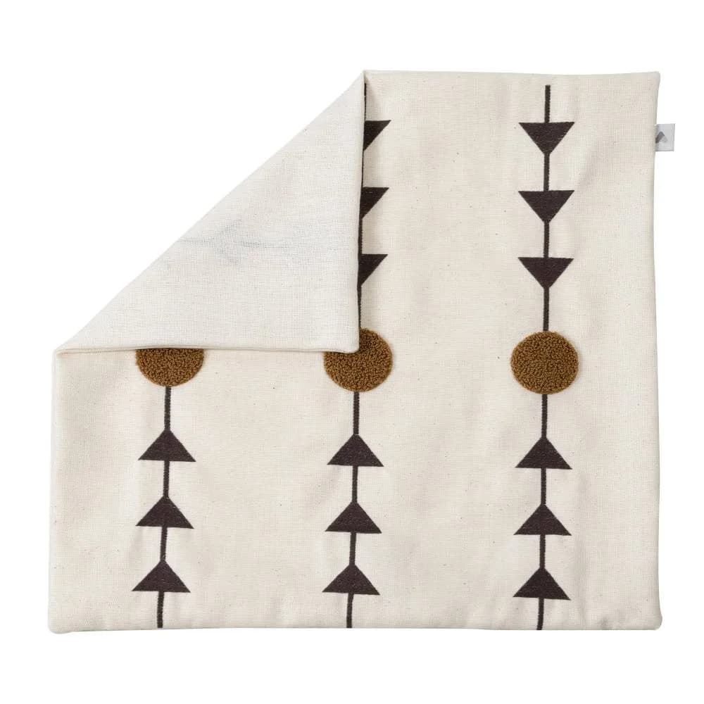 Cushion Cover Crop (40×40)